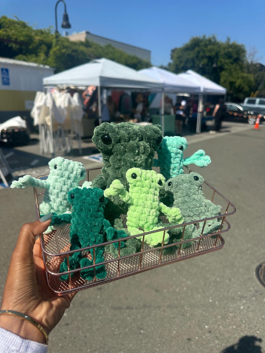 Leggy Frogs - Multiple Colors (Plushie, Toy, Amigurumi)