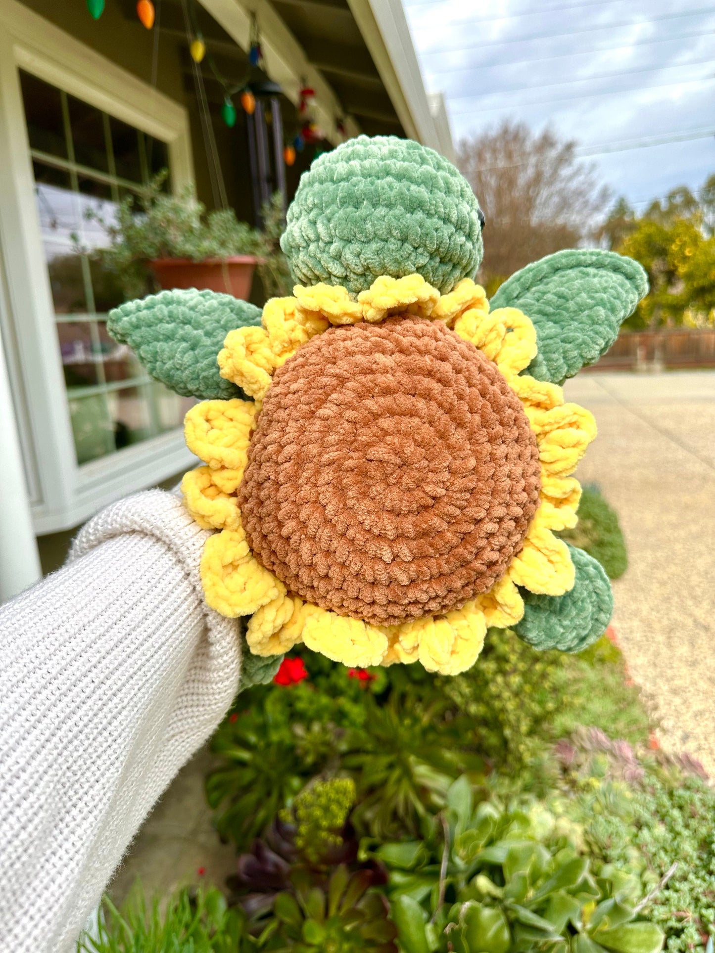 Amigurumi Sunflower Turtle Plushie, Customizable Flower Decor