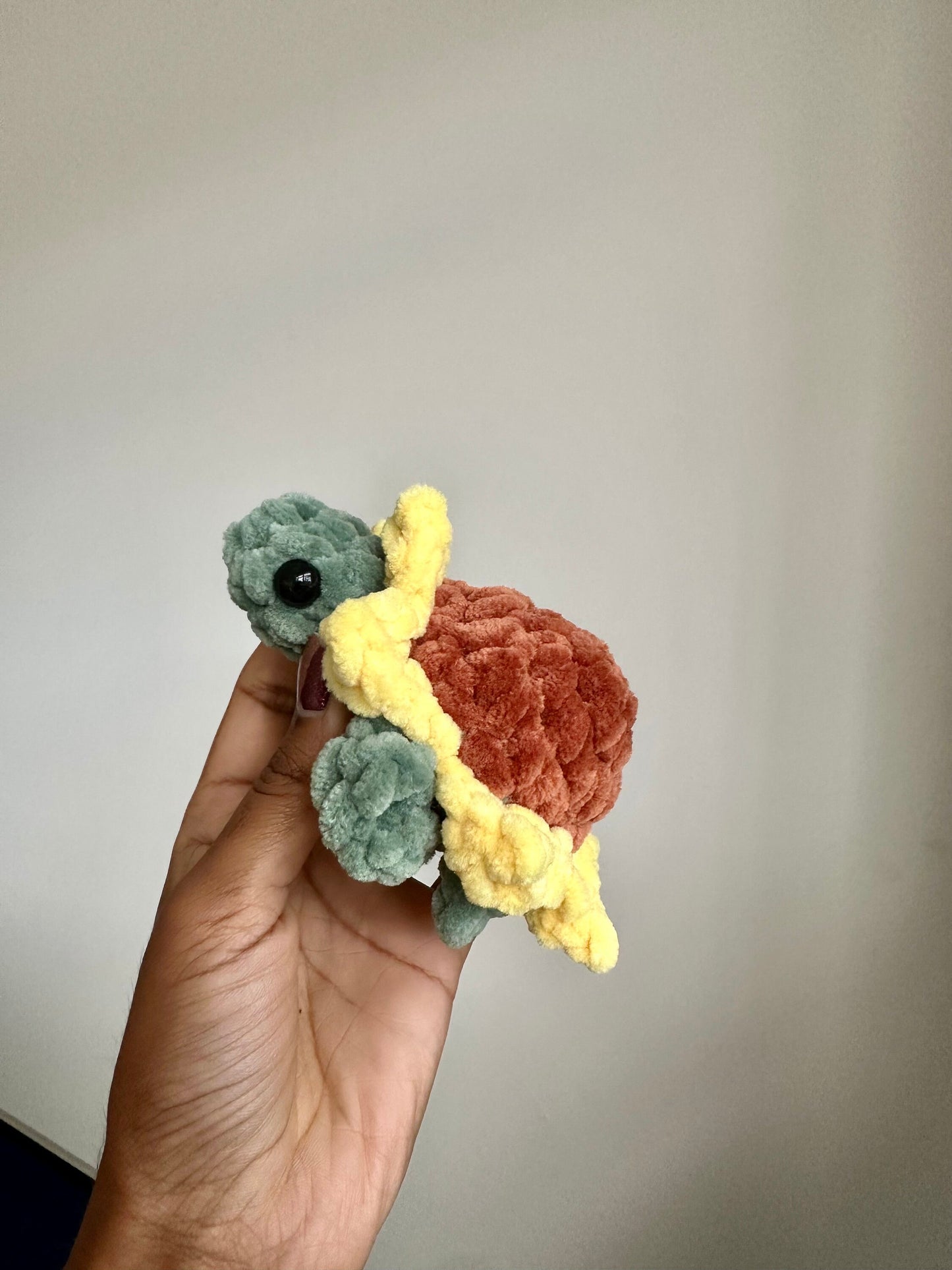 No Sew Crochet Pattern: Pocket Turtle Plushie with Video