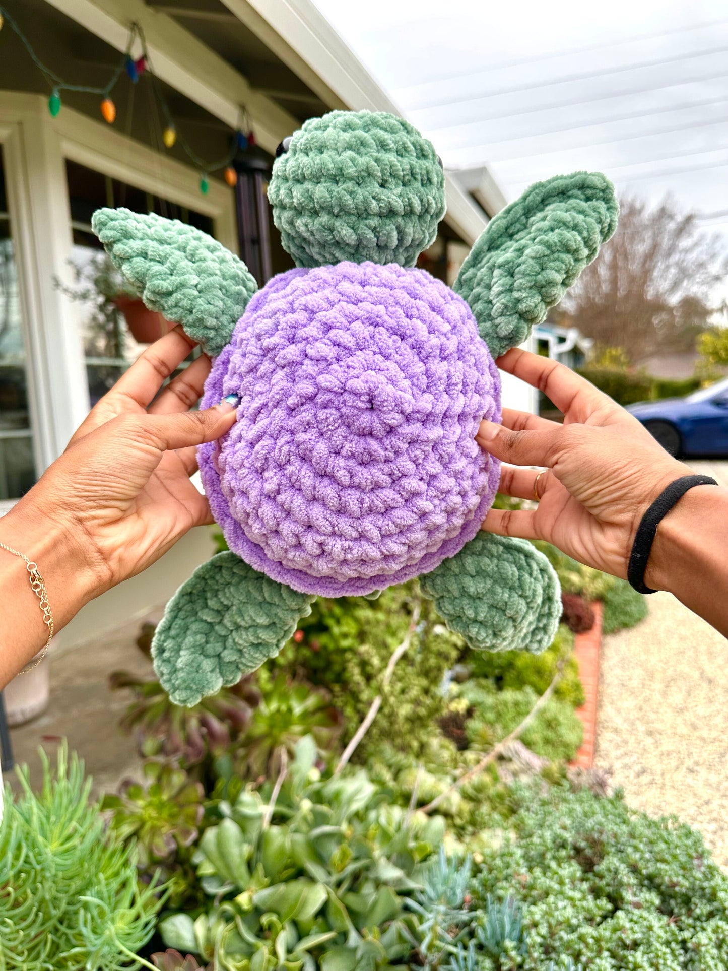 Customizable Crochet Sea Turtle Plushie: Medium Size Amigurumi